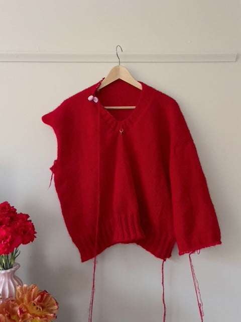Base Sweater V-Neck